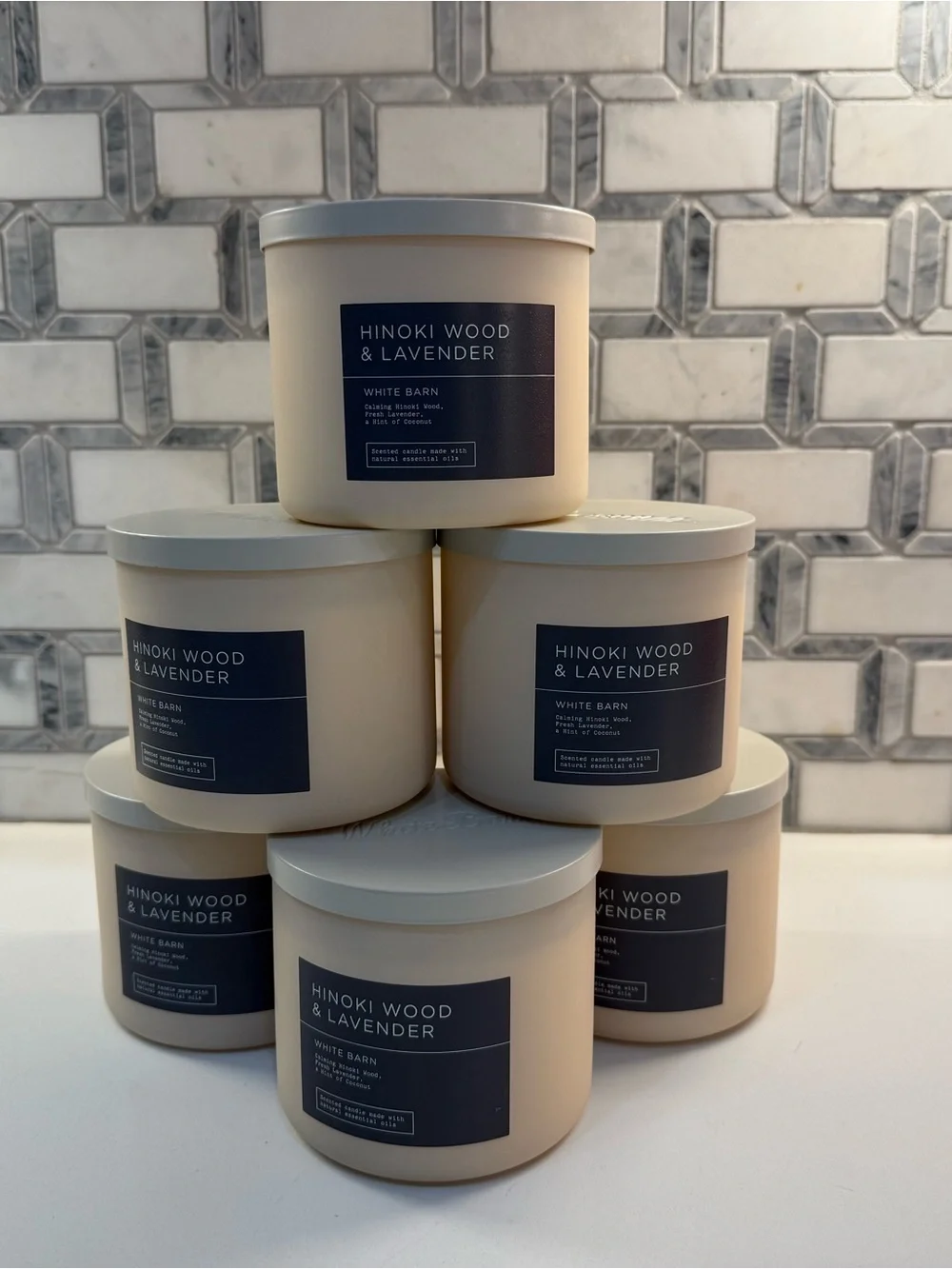 White Barn Hinoki Wood & Lavender Bath Candle
2 for $25 - Picture 1 of 5